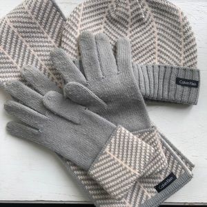 Calvin Klein Winter Hat Scarf and Glove Set